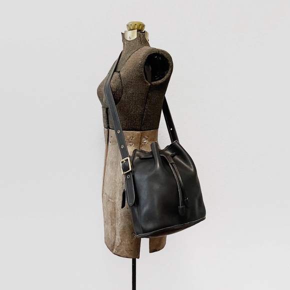 Coach Handbags - COACH 90’s Vintage Purse Lula's Legacy Leather Bucket Bag Black 9952